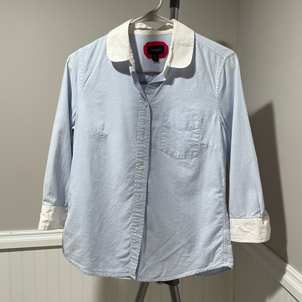 American Eagle Button Down